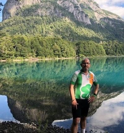 Tom Carroll Cycling on the  tour with redspokes